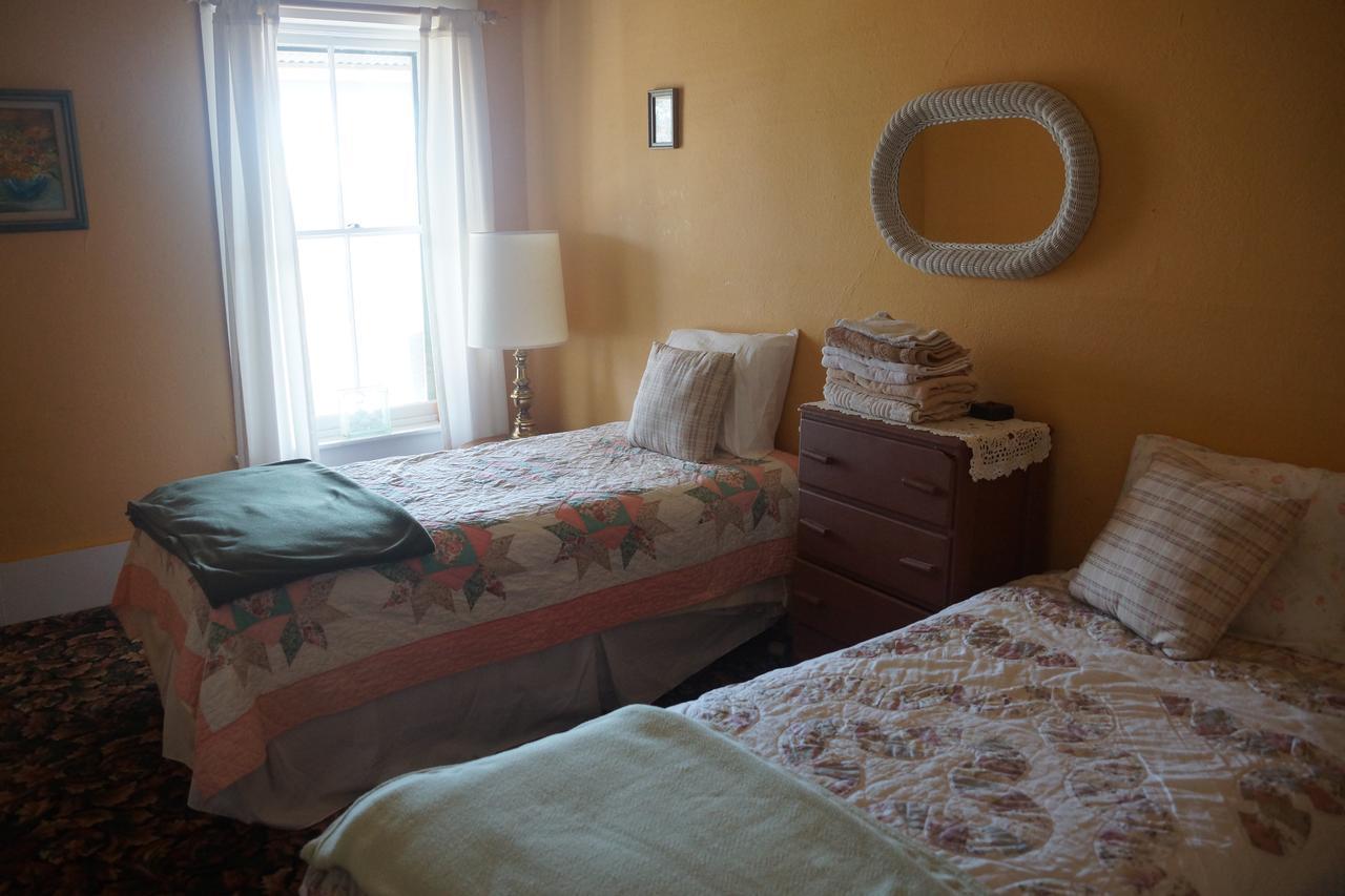The Historic Collier Hotel Etna Екстер'єр фото